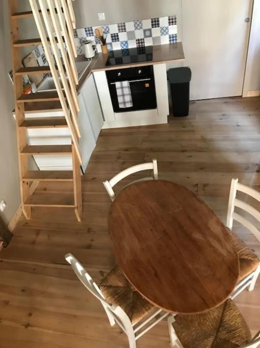 Petite Maison Medievale Партене Экстерьер фото