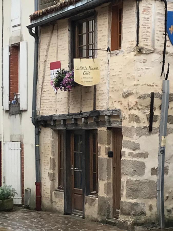 Petite Maison Medievale Партене Экстерьер фото
